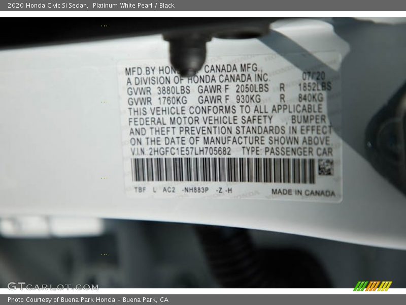 Platinum White Pearl / Black 2020 Honda Civic Si Sedan
