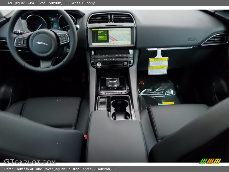 Fuji White / Ebony 2020 Jaguar F-PACE 25t Premium
