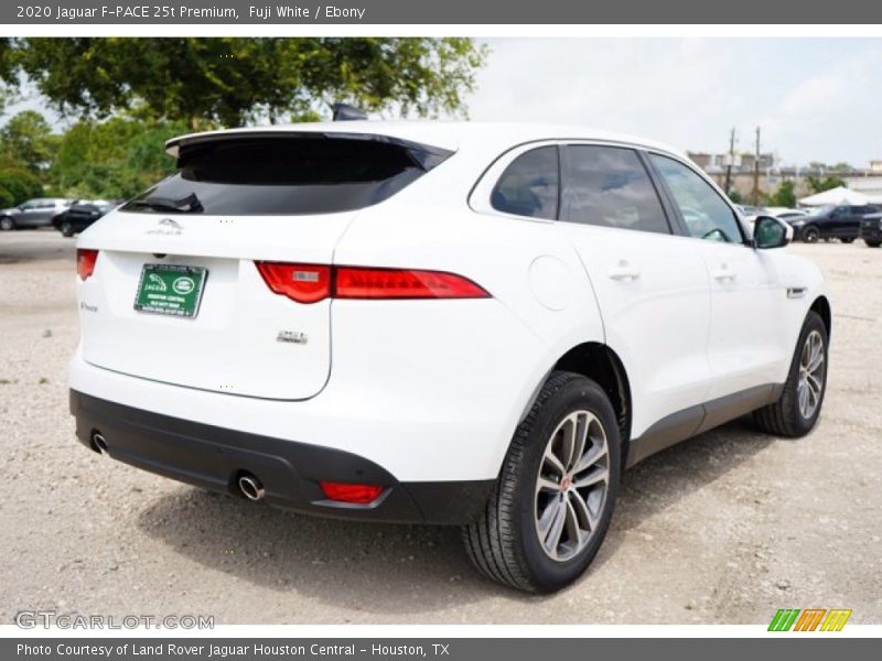 Fuji White / Ebony 2020 Jaguar F-PACE 25t Premium