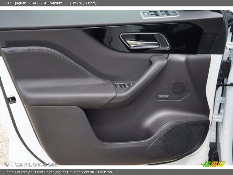 Fuji White / Ebony 2020 Jaguar F-PACE 25t Premium