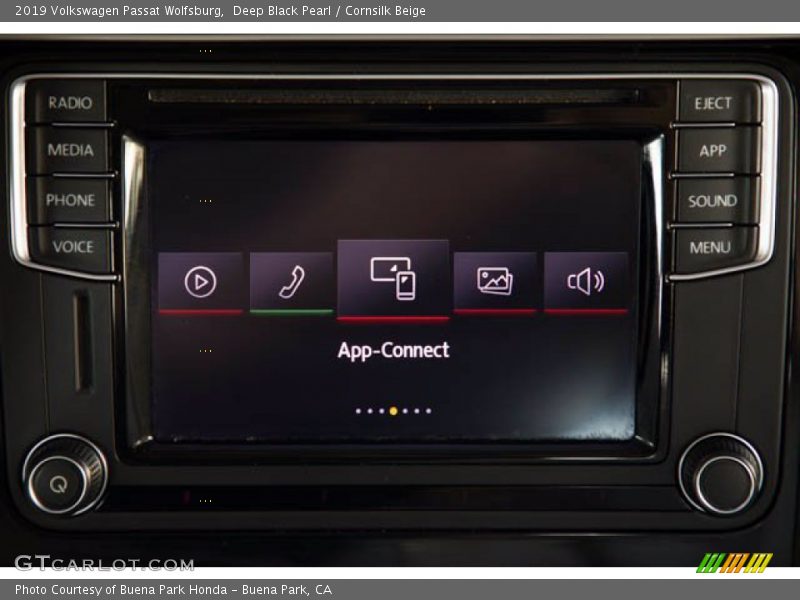 Deep Black Pearl / Cornsilk Beige 2019 Volkswagen Passat Wolfsburg