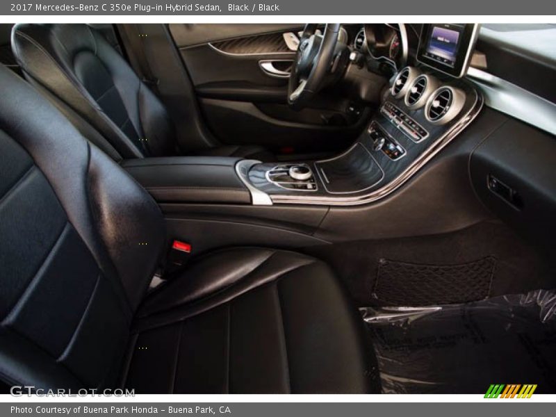 Black / Black 2017 Mercedes-Benz C 350e Plug-in Hybrid Sedan