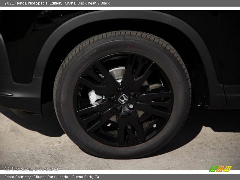 Crystal Black Pearl / Black 2021 Honda Pilot Special Edition