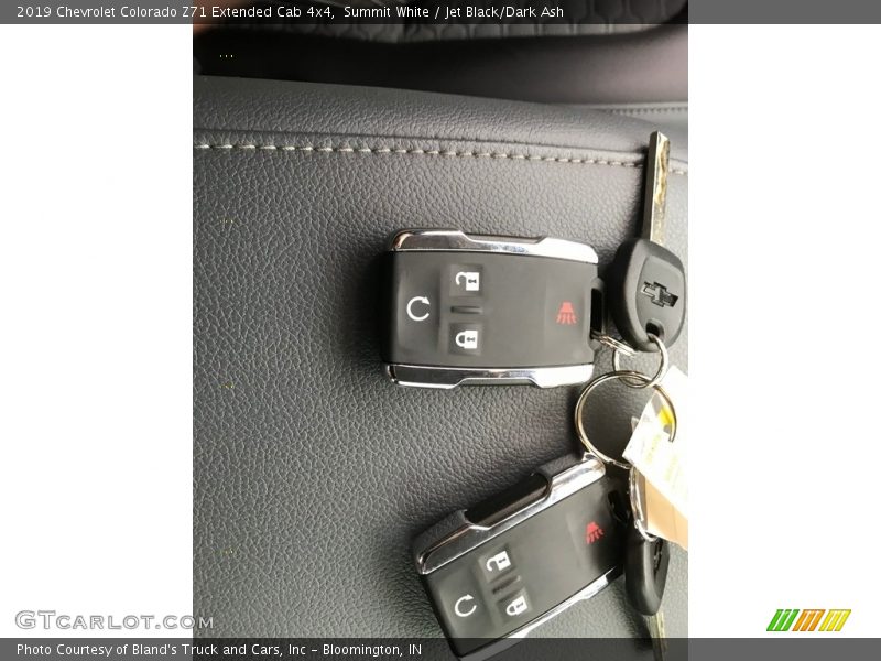 Keys of 2019 Colorado Z71 Extended Cab 4x4