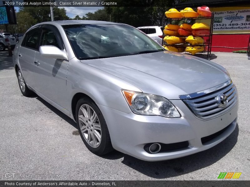 Front 3/4 View of 2009 Avalon Limited