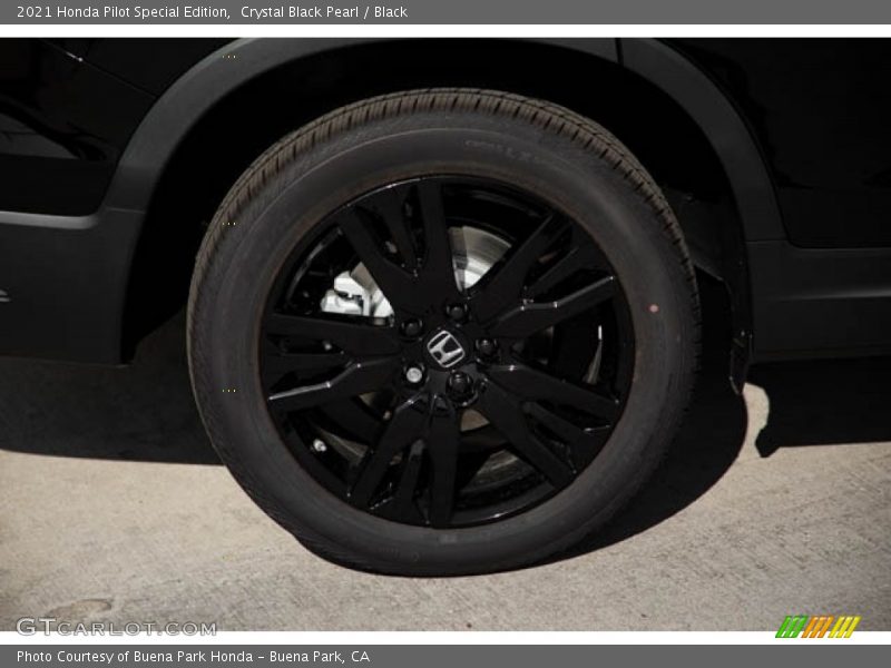 Crystal Black Pearl / Black 2021 Honda Pilot Special Edition