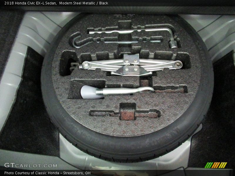 Modern Steel Metallic / Black 2018 Honda Civic EX-L Sedan