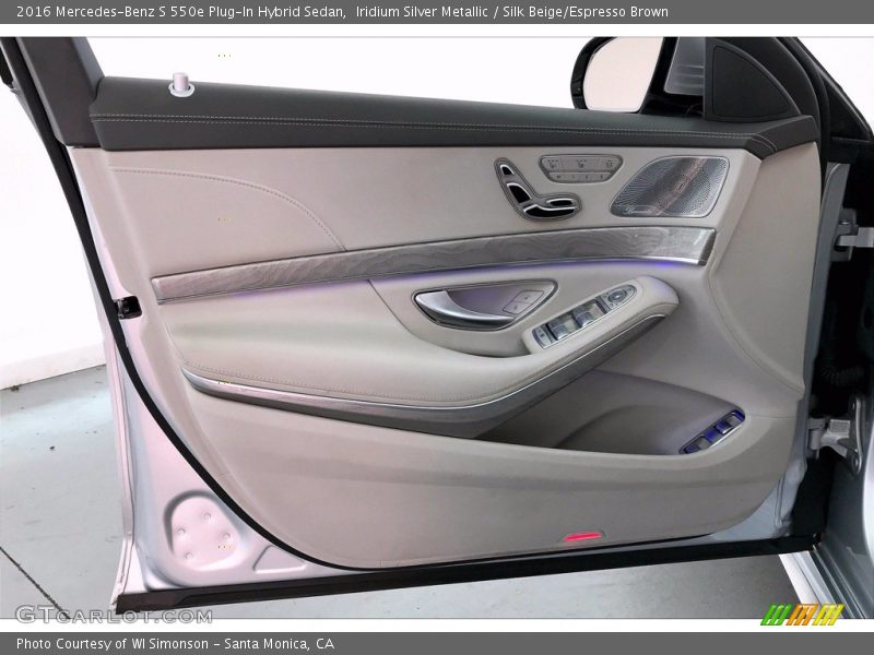 Door Panel of 2016 S 550e Plug-In Hybrid Sedan