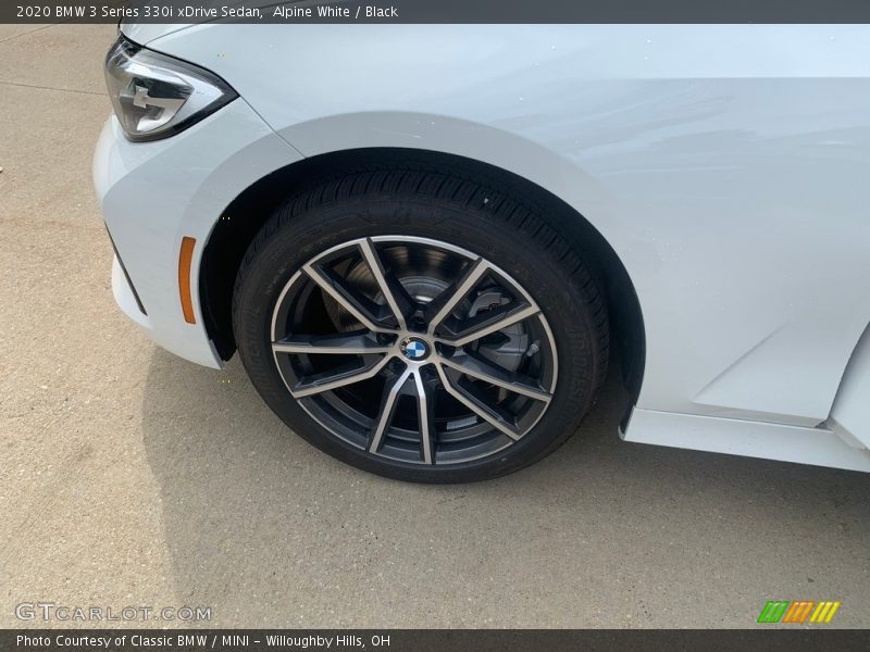 Alpine White / Black 2020 BMW 3 Series 330i xDrive Sedan