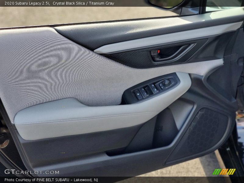Crystal Black Silica / Titanium Gray 2020 Subaru Legacy 2.5i