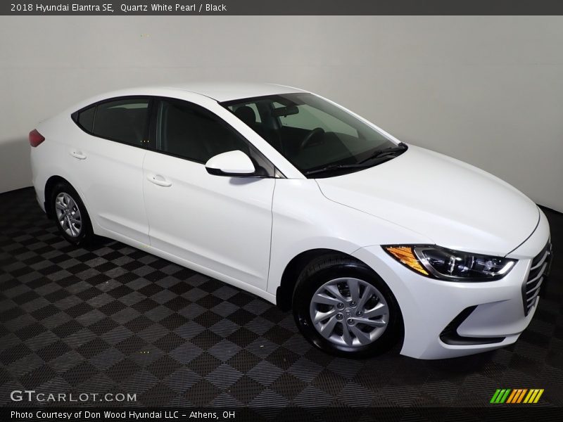 Quartz White Pearl / Black 2018 Hyundai Elantra SE