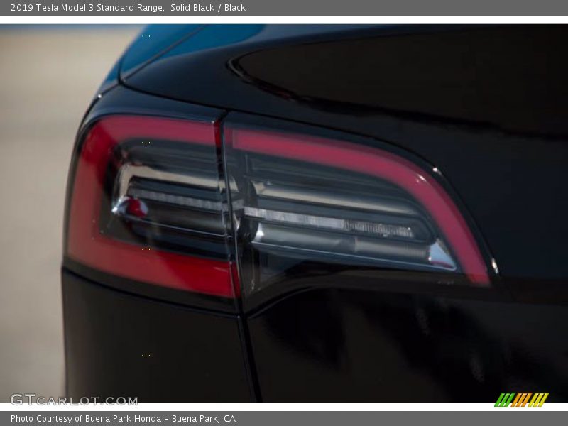 Solid Black / Black 2019 Tesla Model 3 Standard Range
