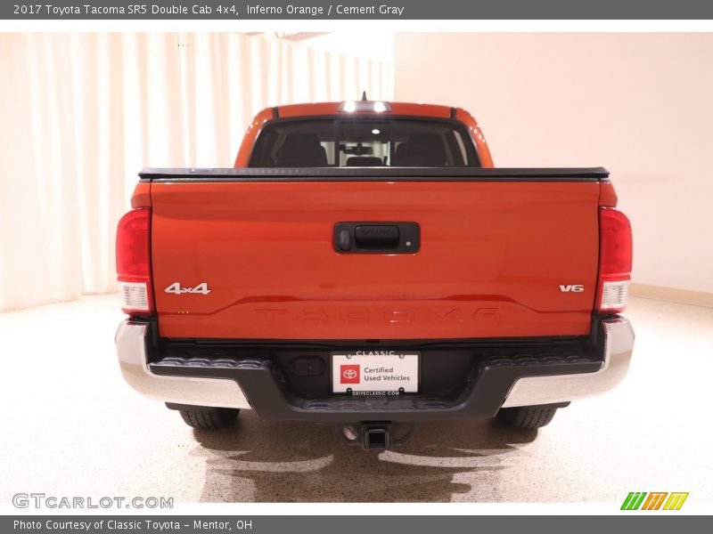 Inferno Orange / Cement Gray 2017 Toyota Tacoma SR5 Double Cab 4x4