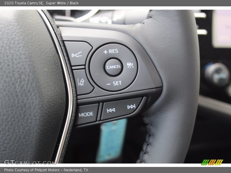 Super White / Black 2020 Toyota Camry SE