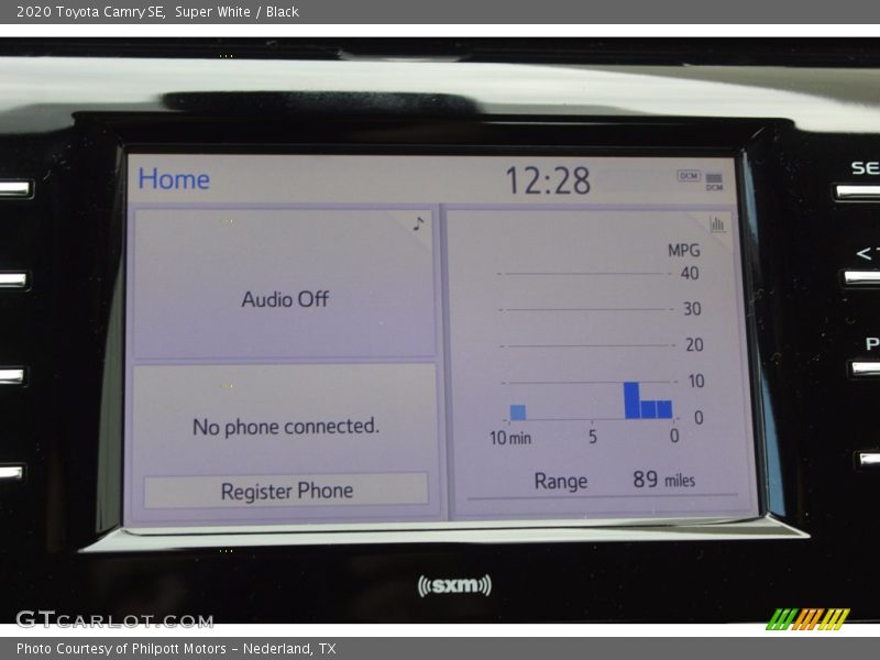 Super White / Black 2020 Toyota Camry SE