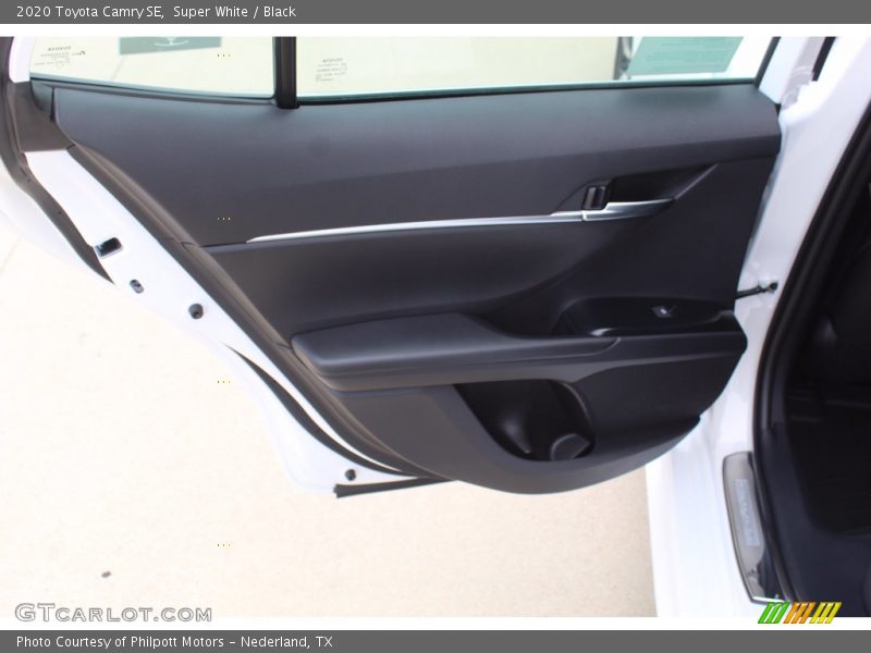 Super White / Black 2020 Toyota Camry SE