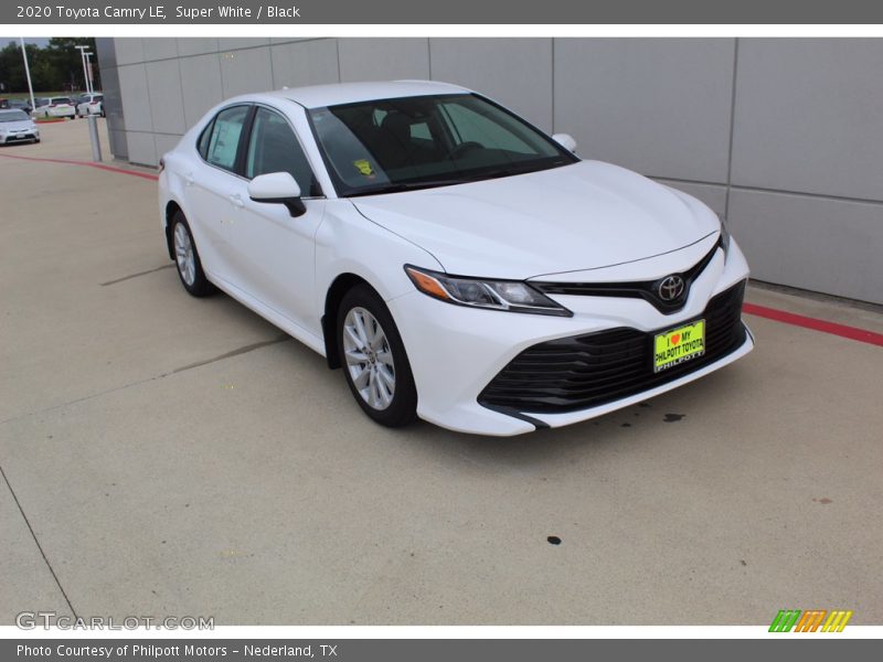 Super White / Black 2020 Toyota Camry LE