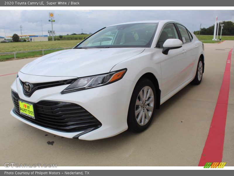 Super White / Black 2020 Toyota Camry LE