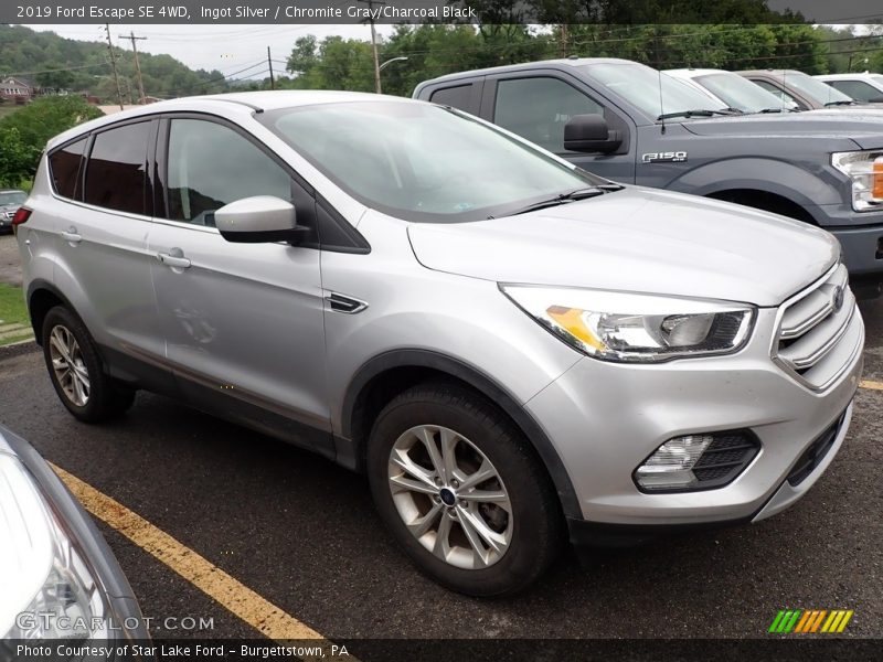 Ingot Silver / Chromite Gray/Charcoal Black 2019 Ford Escape SE 4WD