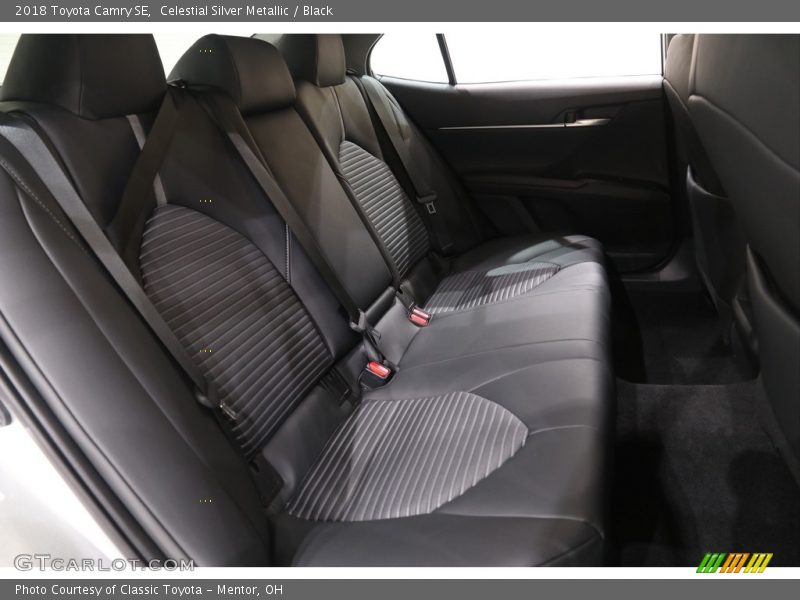 Celestial Silver Metallic / Black 2018 Toyota Camry SE
