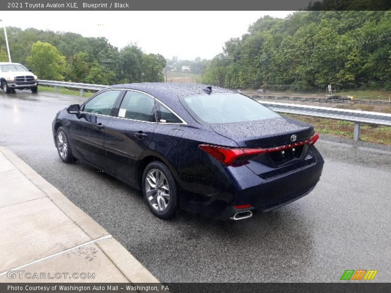 Blueprint / Black 2021 Toyota Avalon XLE