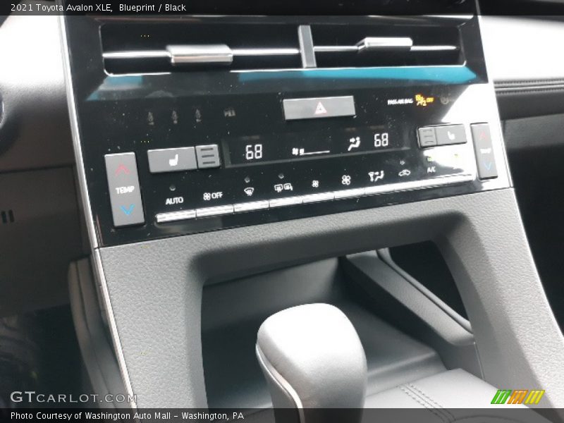 Blueprint / Black 2021 Toyota Avalon XLE