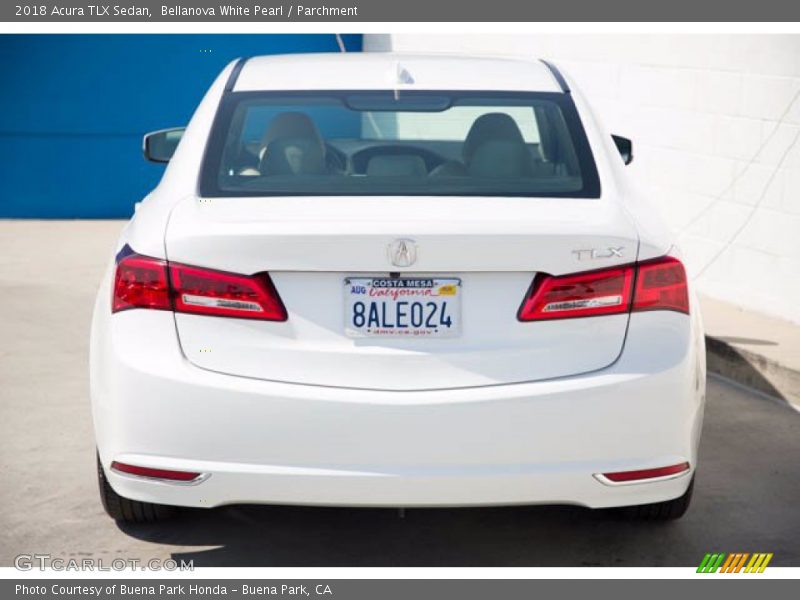 Bellanova White Pearl / Parchment 2018 Acura TLX Sedan
