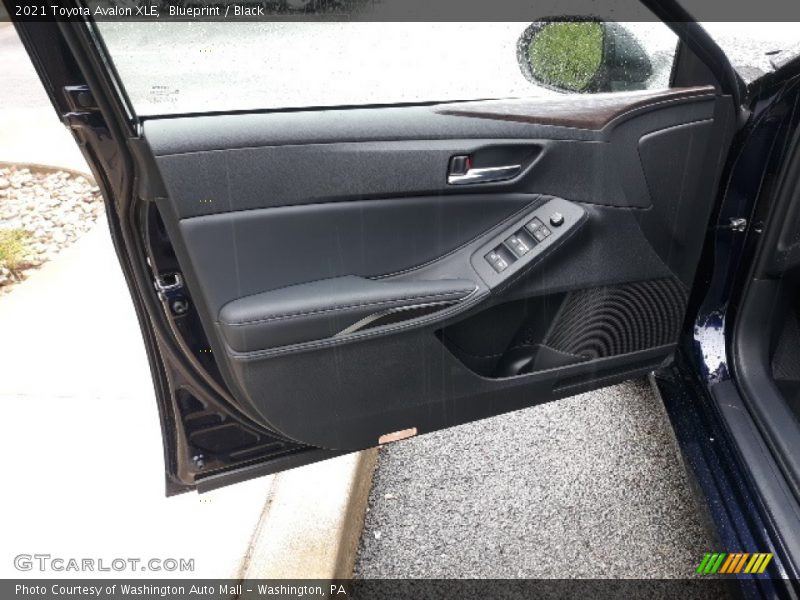 Blueprint / Black 2021 Toyota Avalon XLE