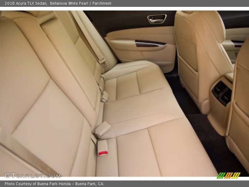 Bellanova White Pearl / Parchment 2018 Acura TLX Sedan