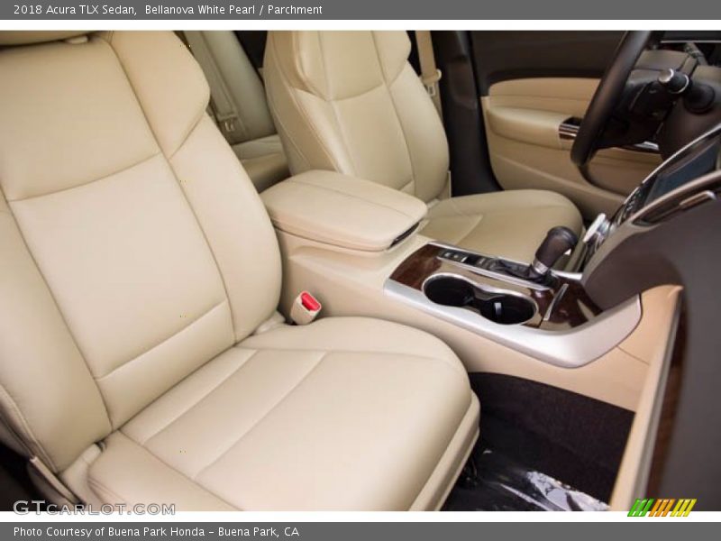 Bellanova White Pearl / Parchment 2018 Acura TLX Sedan