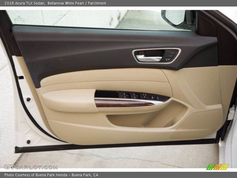 Bellanova White Pearl / Parchment 2018 Acura TLX Sedan