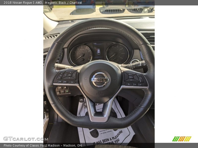 Magnetic Black / Charcoal 2018 Nissan Rogue S AWD