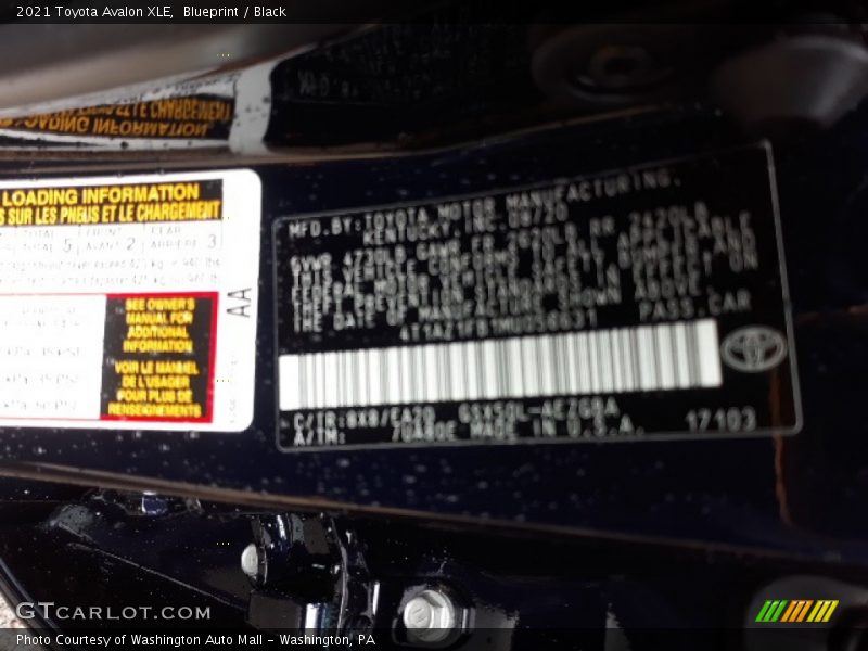 Blueprint / Black 2021 Toyota Avalon XLE
