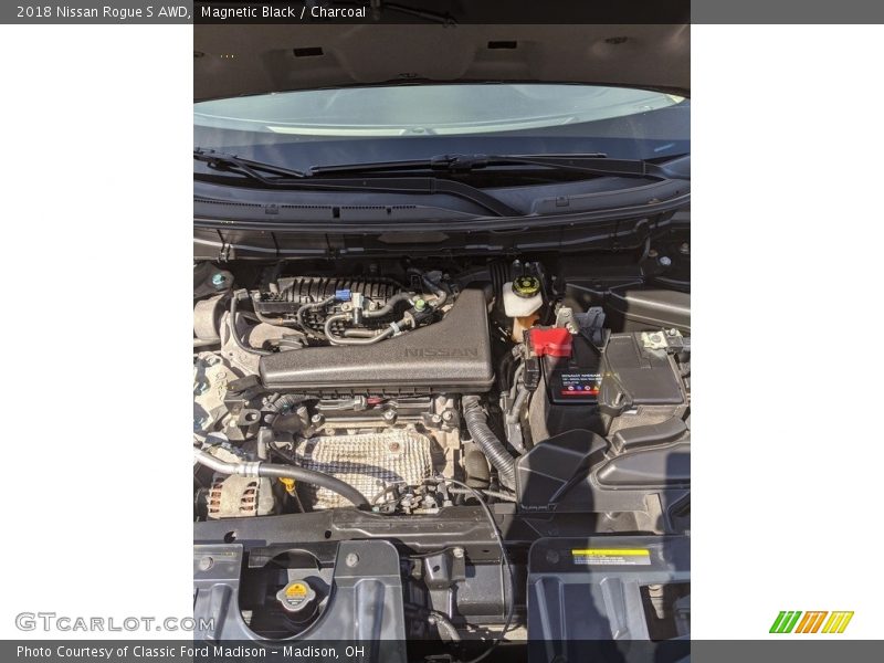 Magnetic Black / Charcoal 2018 Nissan Rogue S AWD