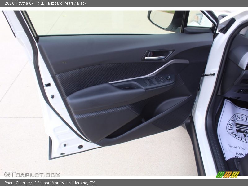 Blizzard Pearl / Black 2020 Toyota C-HR LE