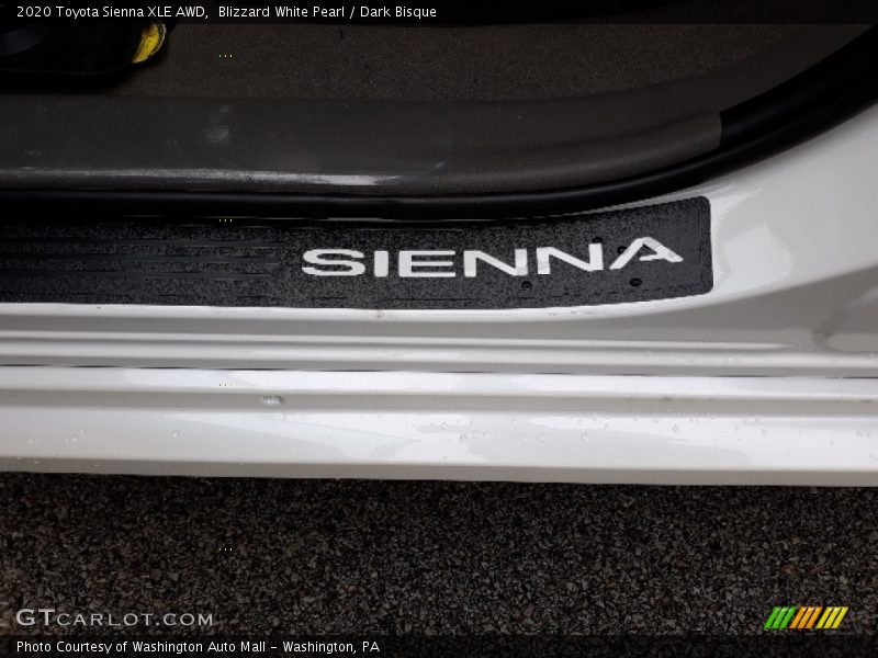  2020 Sienna XLE AWD Logo