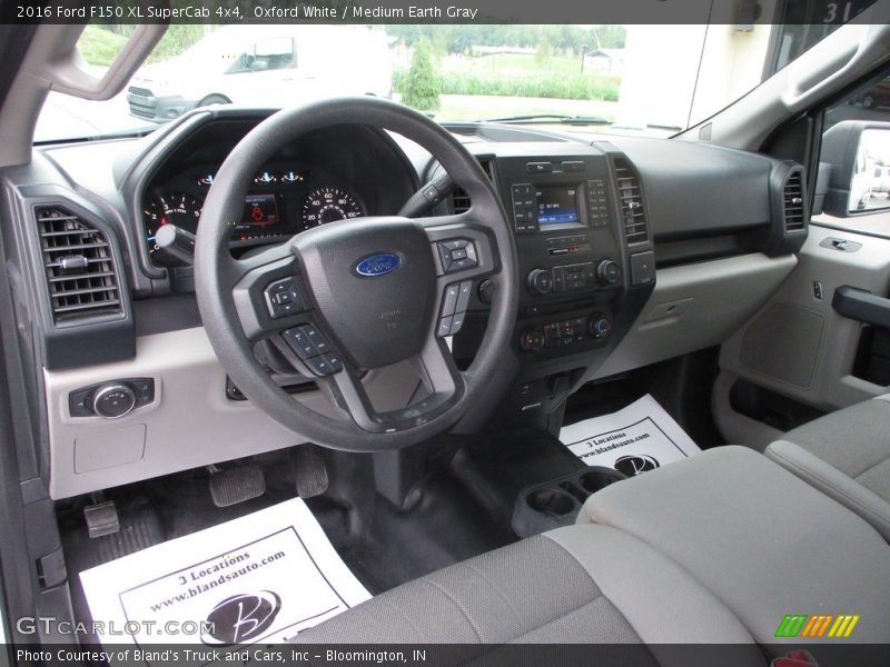  2016 F150 XL SuperCab 4x4 Medium Earth Gray Interior