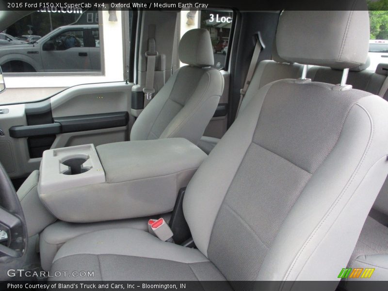 Oxford White / Medium Earth Gray 2016 Ford F150 XL SuperCab 4x4