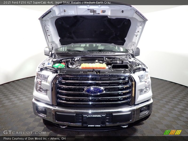 Ingot Silver Metallic / Medium Earth Gray 2015 Ford F150 XLT SuperCab 4x4