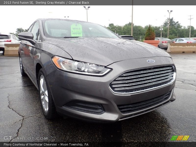 Sterling Gray Metallic / Charcoal Black 2013 Ford Fusion SE