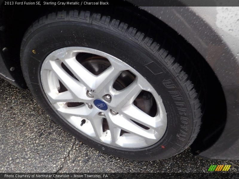 Sterling Gray Metallic / Charcoal Black 2013 Ford Fusion SE