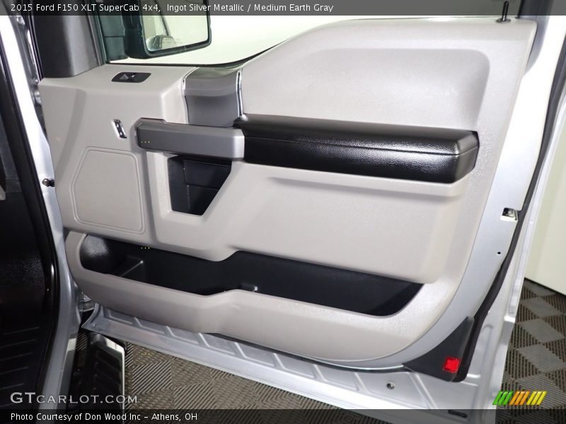 Ingot Silver Metallic / Medium Earth Gray 2015 Ford F150 XLT SuperCab 4x4