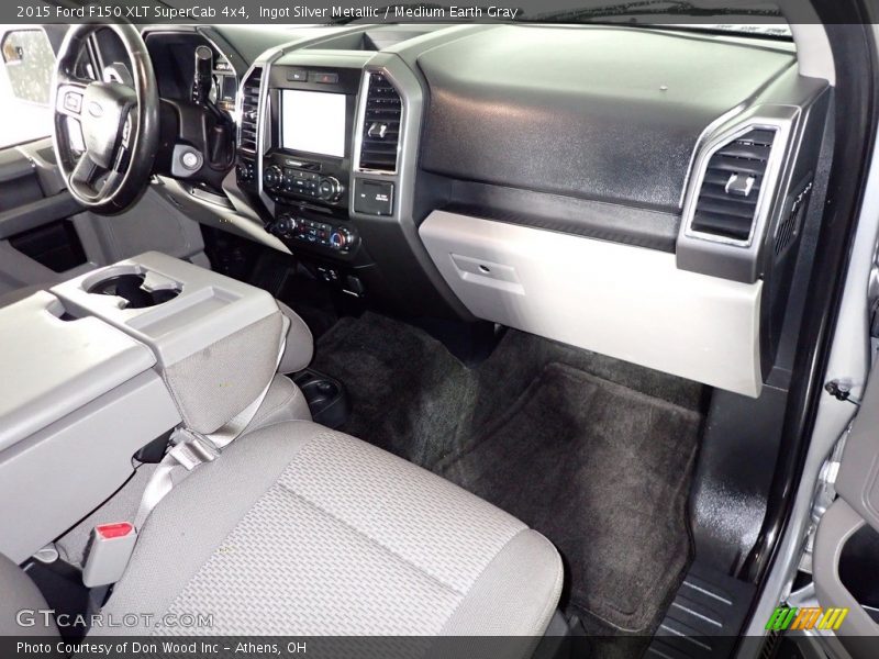Ingot Silver Metallic / Medium Earth Gray 2015 Ford F150 XLT SuperCab 4x4