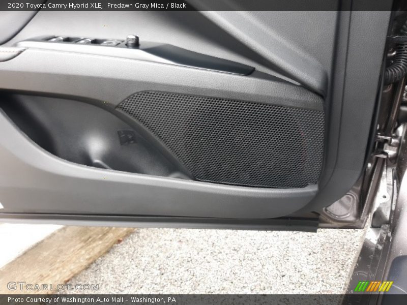 Predawn Gray Mica / Black 2020 Toyota Camry Hybrid XLE