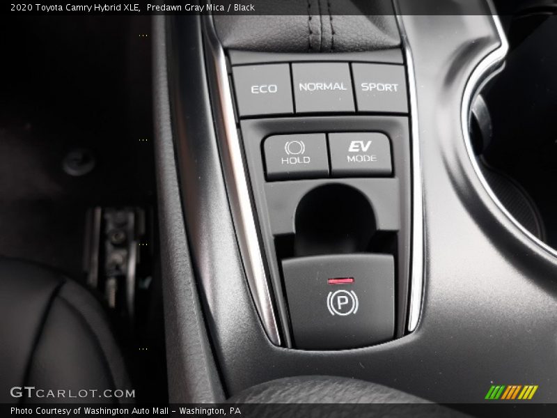 Predawn Gray Mica / Black 2020 Toyota Camry Hybrid XLE