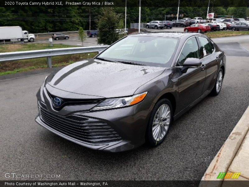 Predawn Gray Mica / Black 2020 Toyota Camry Hybrid XLE