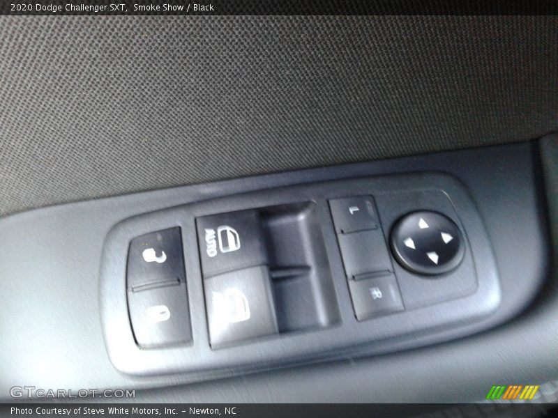 Smoke Show / Black 2020 Dodge Challenger SXT