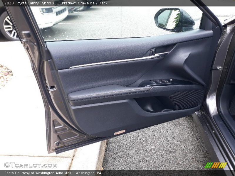 Predawn Gray Mica / Black 2020 Toyota Camry Hybrid XLE