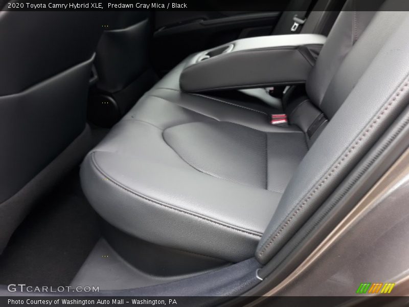 Predawn Gray Mica / Black 2020 Toyota Camry Hybrid XLE