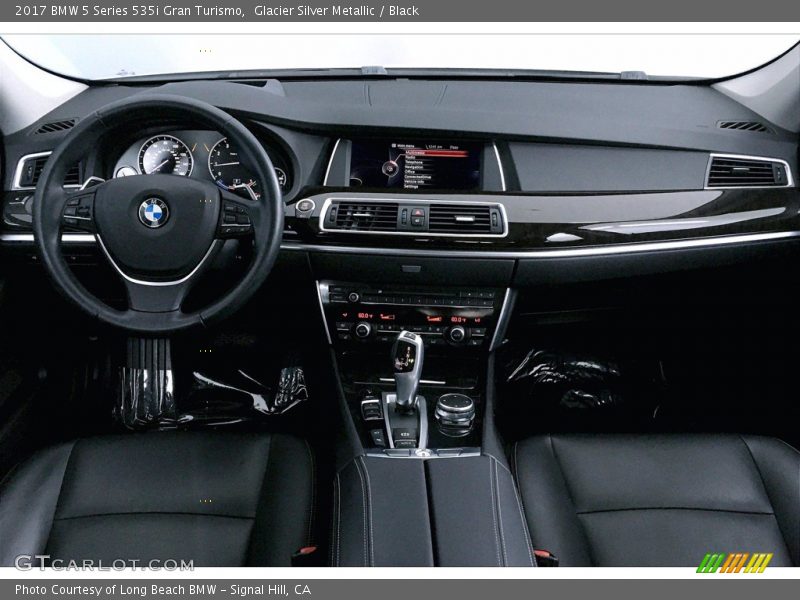 Dashboard of 2017 5 Series 535i Gran Turismo